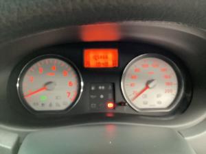 Nissan NP200 1.6i safety pack (aircon) - Image 9