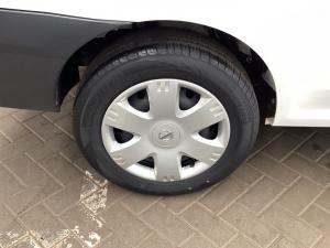 Nissan NP200 1.6i safety pack (aircon) - Image 14