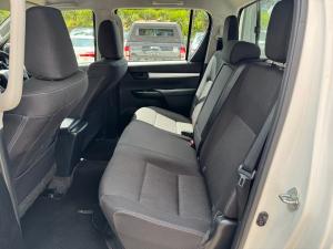 Toyota Hilux 2.4GD-6 double cab 4x4 Raider auto - Image 16