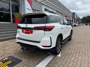 Toyota Fortuner 2.4GD-6 auto - Image 2