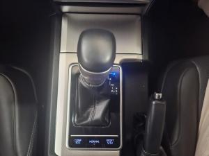 Toyota Prado VX-L 2.8GD automatic - Image 12