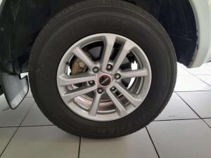 Isuzu D-MAX 1.9 Ddi L 4X4 D/C - Image 10