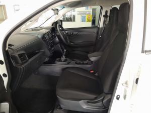 Isuzu D-MAX 1.9 Ddi L 4X4 D/C - Image 11