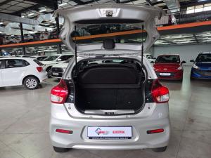 Toyota Vitz 1.0 XR - Image 9