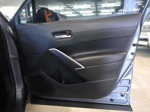 Toyota Corolla Cross 1.8 XR - Image 15