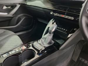 Peugeot 2008 1.2T Allure - Image 8