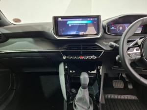Peugeot 2008 1.2T Allure - Image 9