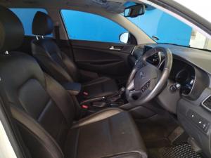 Hyundai Tucson 2.0CRDi Elite - Image 9