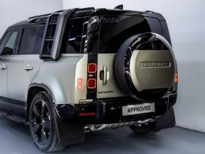 Land Rover Defender 110 D350 X-Dynamic HSE - Image 10