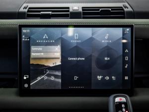 Land Rover Defender 110 D350 X-Dynamic HSE - Image 15