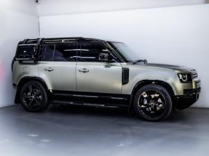 Land Rover Defender 110 D350 X-Dynamic HSE - Image 2