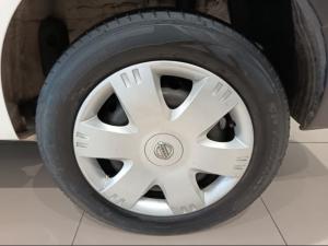 Nissan NP200 1.6i safety pack (aircon) - Image 8