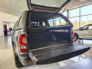 Nissan Navara 2.5DDTi double cab Stealth 4x4 - Image 11