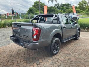 Nissan Navara 2.5DDTi double cab Stealth 4x4 - Image 3