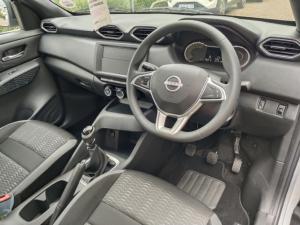 Nissan Magnite 1.0 Visia manual - Image 6