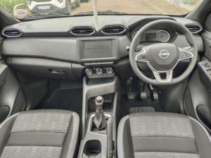 Nissan Magnite 1.0 Visia manual - Image 8