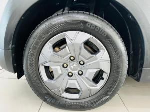 Mahindra XUV 3XO 1.2T MX2 auto - Image 11
