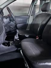 Nissan NP200 1.6i safety pack (aircon) - Image 11