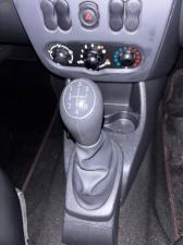 Nissan NP200 1.6i safety pack (aircon) - Image 13