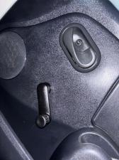 Nissan NP200 1.6i safety pack (aircon) - Image 16