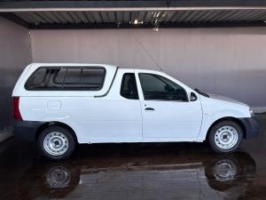 Nissan NP200 1.6i safety pack (aircon) - Image 4
