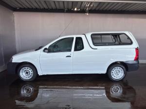 Nissan NP200 1.6i safety pack (aircon) - Image 5