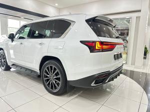 Lexus LX 500d F Sport - Image 4