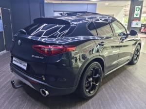 Alfa Romeo Stelvio 2.0T Veloce Q4 - Image 10