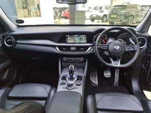 Alfa Romeo Stelvio 2.0T Veloce Q4 - Image 19