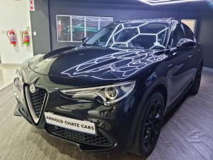 Alfa Romeo Stelvio 2.0T Veloce Q4 - Image 8