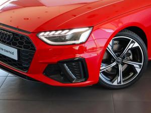 Audi A4 35TFSI Black Edition - Image 2