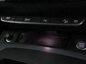 Audi Q5 40TDI quattro S line - Image 27