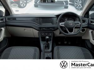 Volkswagen Polo sedan 1.6 manual - Image 12