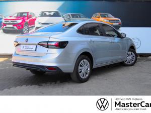 Volkswagen Polo sedan 1.6 manual - Image 5