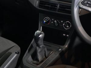 Volkswagen Polo hatch 1.0TSI - Image 12