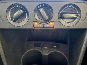 Volkswagen Polo Vivo hatch 1.4 - Image 6