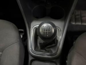 Volkswagen Polo Vivo hatch 1.4 - Image 6