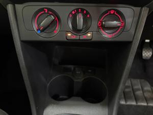 Volkswagen Polo Vivo hatch 1.4 - Image 7