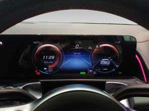 Mercedes-Benz EQB EQB350 4Matic Progressive - Image 10