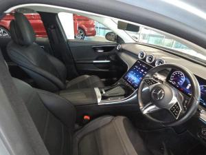 Mercedes-Benz C-Class C220d Avantgarde - Image 11