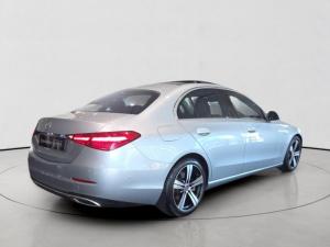 Mercedes-Benz C-Class C220d Avantgarde - Image 7