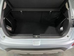 Toyota Starlet Cross 1.5 XS manual - Image 15