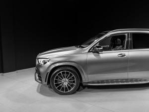 Mercedes-Benz GLE GLE400d 4Matic - Image 6
