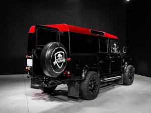 Land Rover Defender 110 TD station wagon S - Image 17