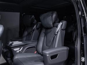 Mercedes-Benz V-Class V300d Exclusive - Image 16