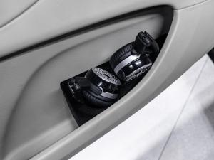 Mercedes-Benz S-Class S600 - Image 19