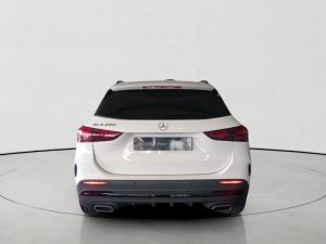 Mercedes-Benz GLA GLA200 Progressive - Image 6