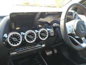 Mercedes-Benz GLA GLA200d Progressive - Image 10
