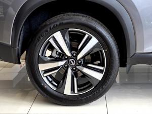 Nissan X-Trail 2.5 Acenta Plus 4WD - Image 17