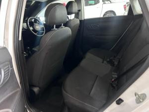 Hyundai i20 1.2 Motion - Image 10